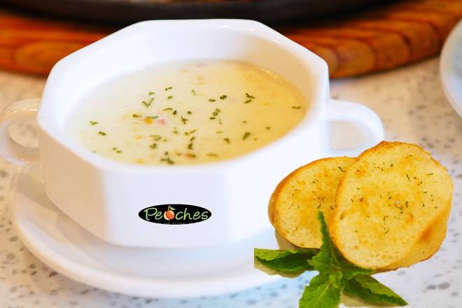 Cream Soup+Garlic Bread 2pc  忌廉湯+2pc蒜蓉包
